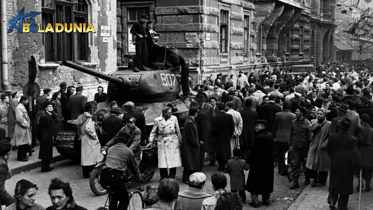 Revolusi Hungaria 1956: Perlawanan Tragis yang Menggema ke Seluruh Dunia