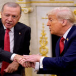 Keputusasaan Trump di Balik Blokade Terbaru Selat Hormuz